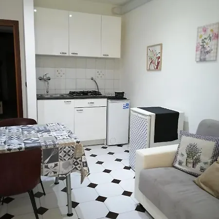 Casa Lopj - Affitti Brevi Italia Bari