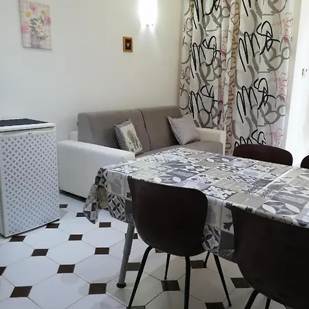 Casa Lopj - Affitti Brevi Italia 巴里