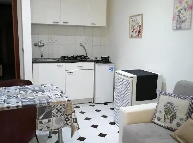 Casa Lopj - Affitti Brevi Italia Bari